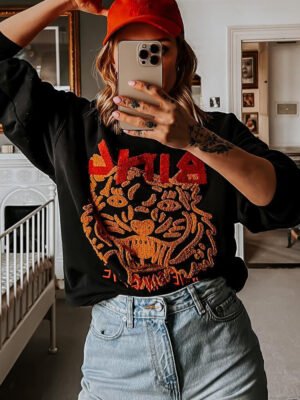 Classic Tiger Head Hand-cranked Embroidery Lining Fleece Round Neck Sweatshirt-ABS2435BK