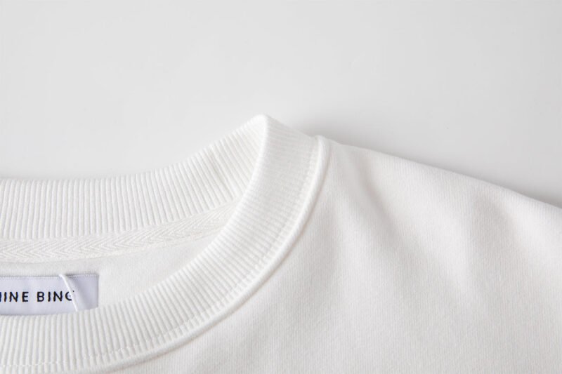 Graffiti Print Plush White Women's Crew Neck Sweatshirt-ABS2487WT - 图片 8