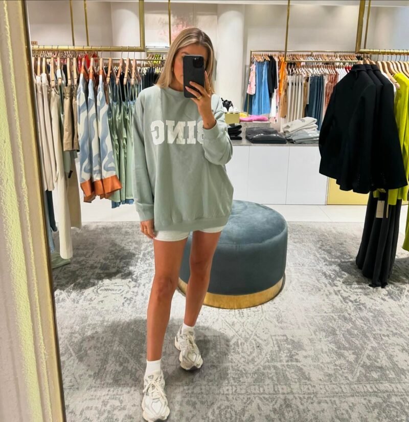 Light Green Classic Applique Embroidery BING Fleece Women's Loose Round Neck Sweatshirt-ABS2477GN - 图片 3