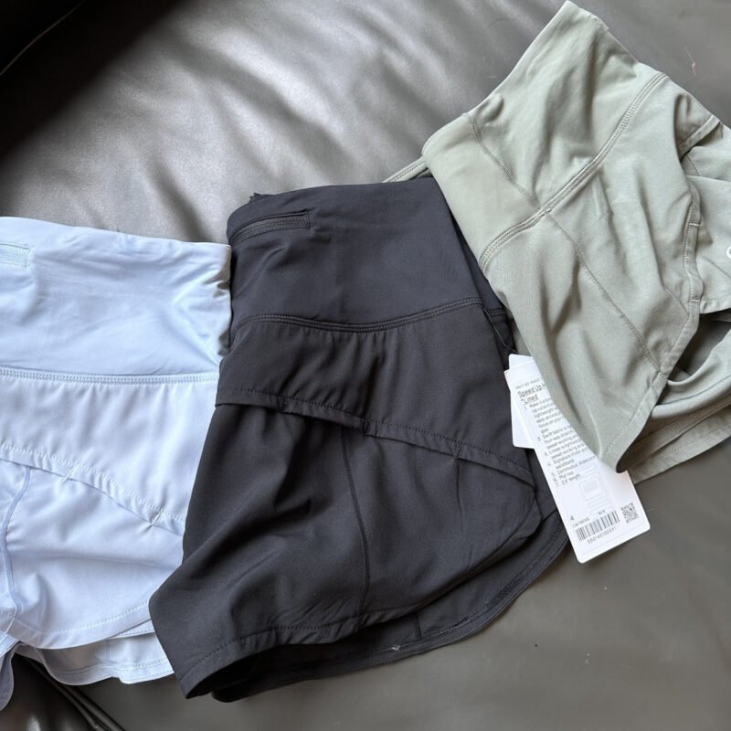 Yoga Speed Up Low-Rise Lined Short 2.5" Short Pant - 图片 9