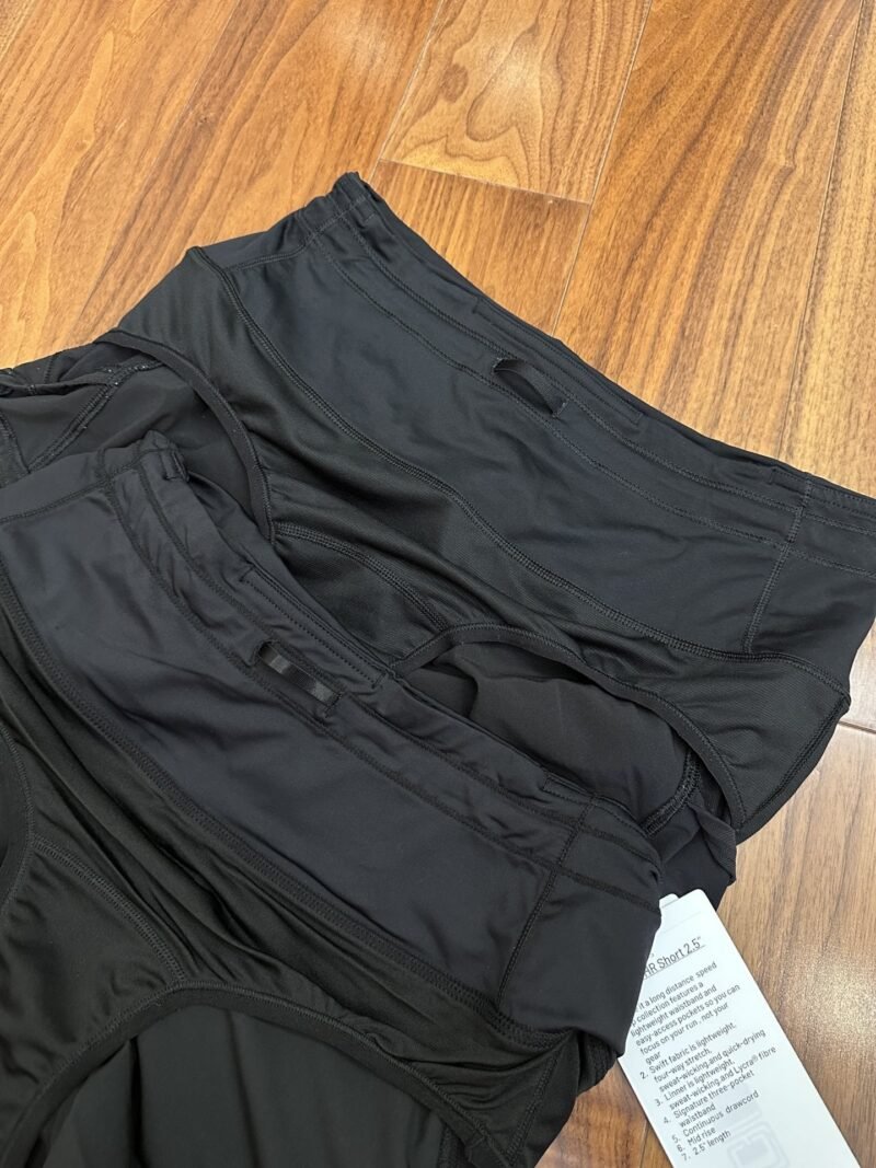 Yoga Speed Up Low-Rise Lined Short 2.5" Short Pant - 图片 17