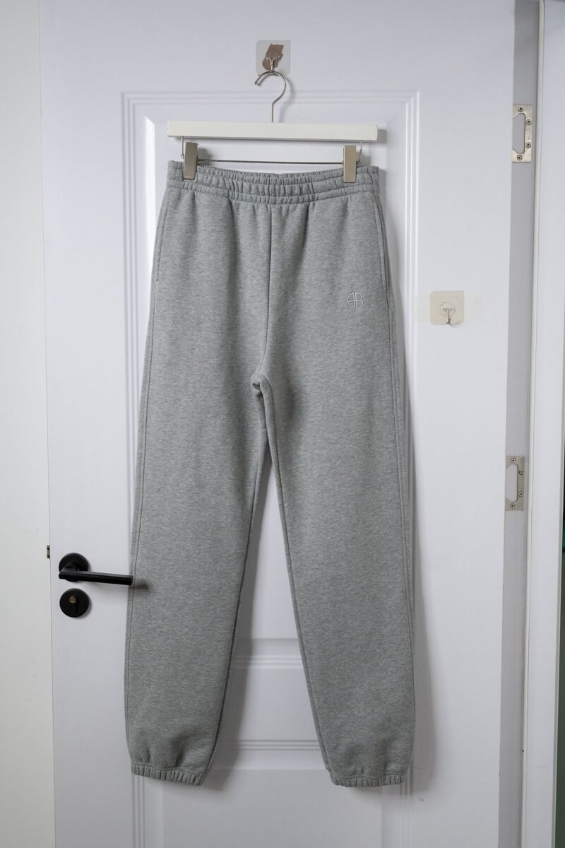 Embroidered Letters Grey Velvet Women's Sports Suit -ABS2508GY - 图片 8