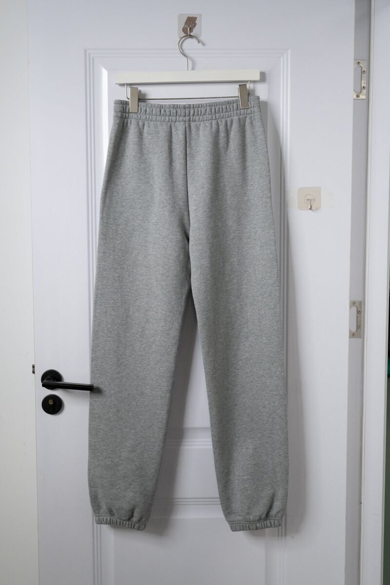 Embroidered Letters Grey Velvet Women's Sports Suit -ABS2508GY - 图片 9