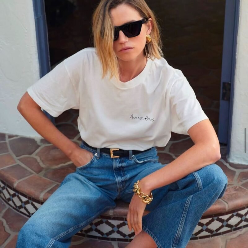 Graffiti Letters Print White Women's O-Neck Short-sleeved T-shirt -SPF-227